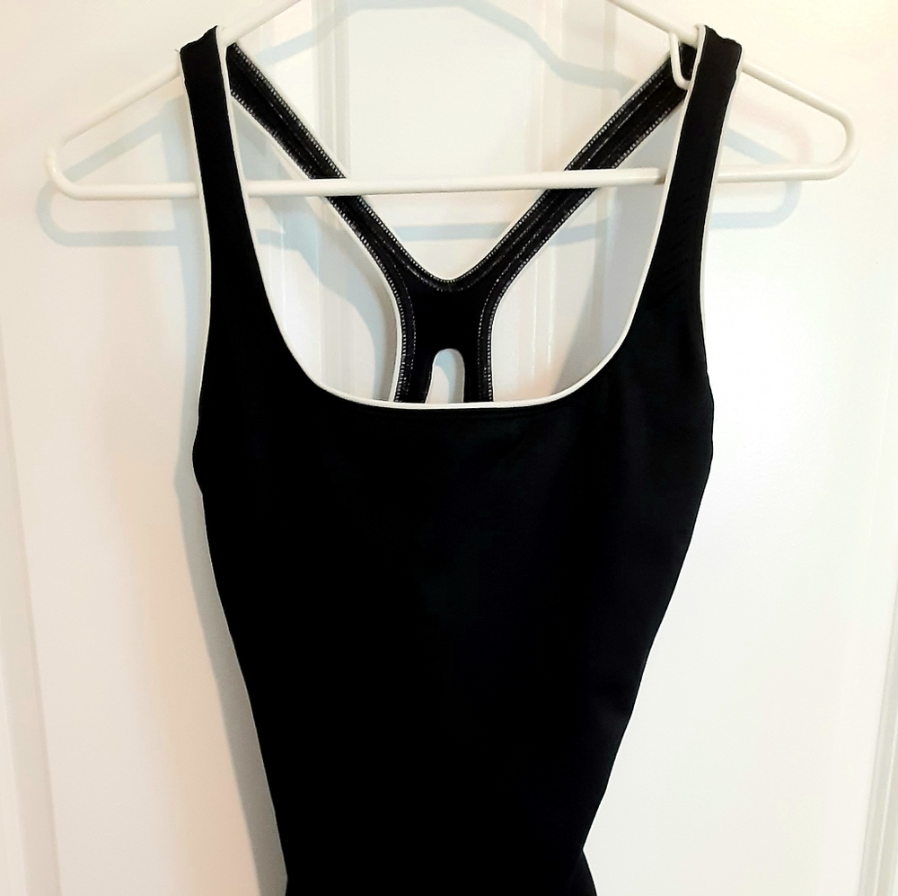 Speedo Black Size 10 Swim Suit